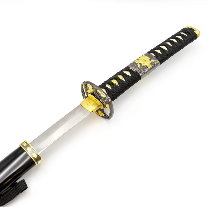 katana z bambusową pochwą