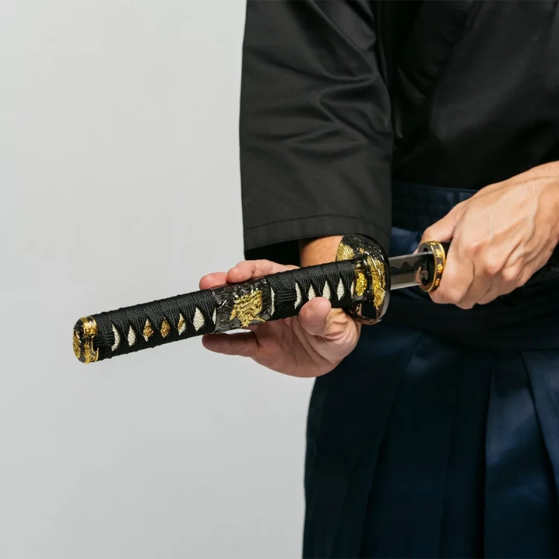 katana inspirowana kulturą Japonii